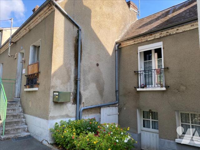 Vente Maison / villa BESSE SUR BRAYE