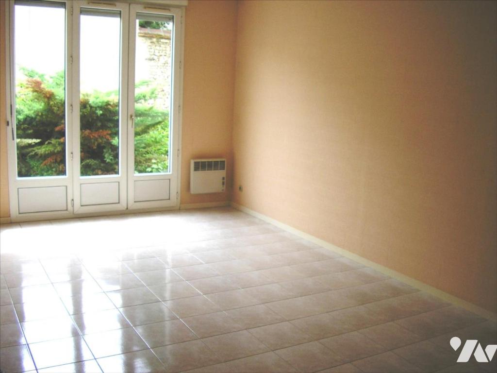 Appartement 1 pièce 32 m² · à Montargis · 32 m² · 490 €/mois