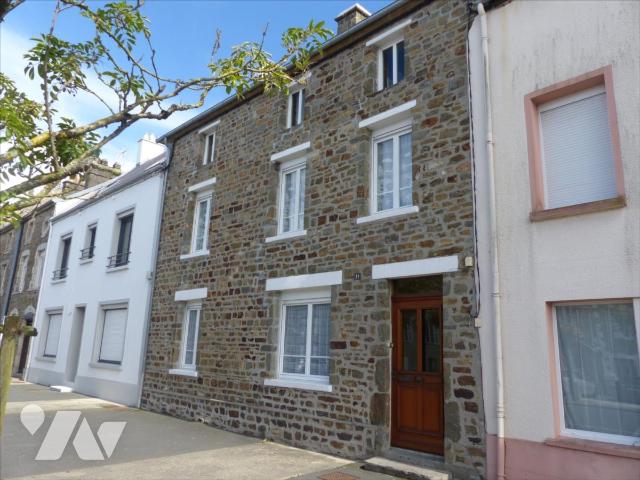 Maison 8 pièces 163 m² · à La Haye · 163 m² · 250 000 €