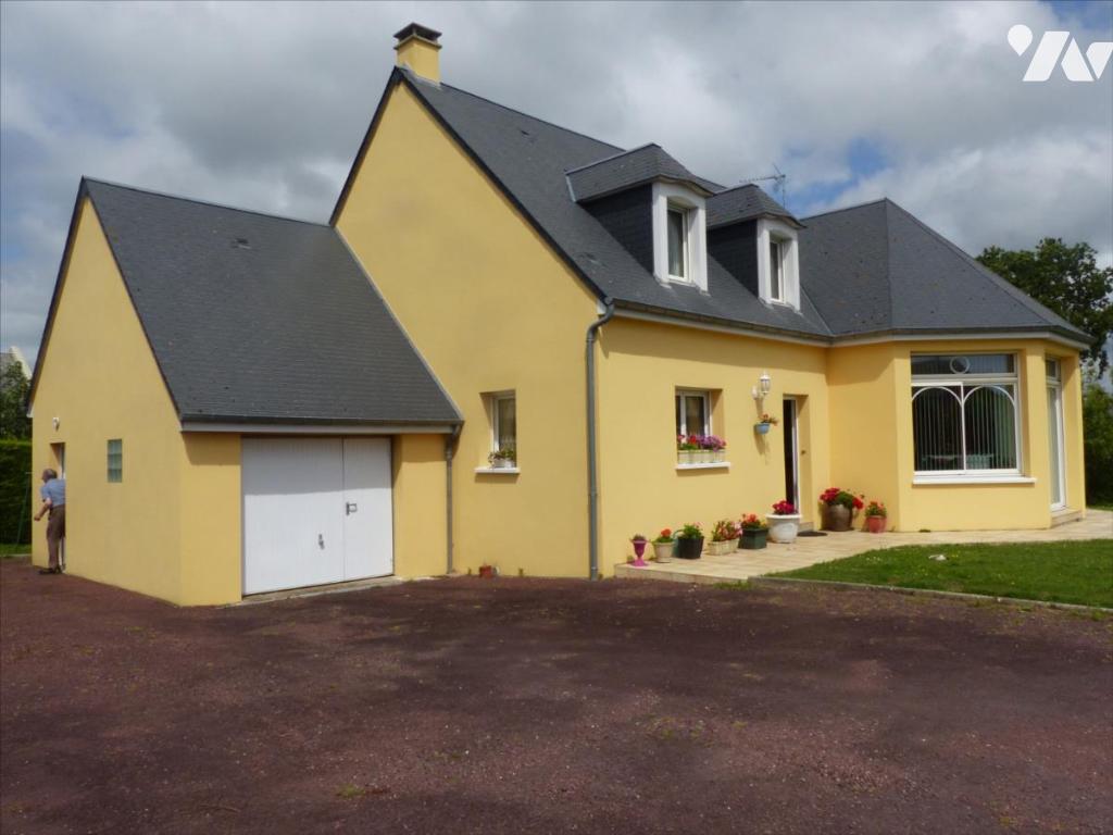 Maison 7 pièces 160 m² · à Haye · 160 m² · 330 000 €