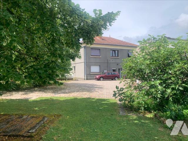 Maison 8 pièces 185 m² · à Dommary-Baroncourt · 185 m² · 200 000 €