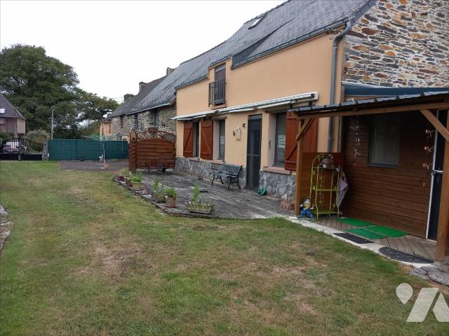 Maison 8 pièces 186 m² · à Carentoir · 186 m² · 220 000 €