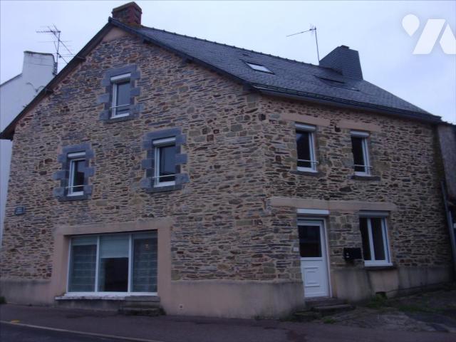 Maison 6 pièces 153 m² · à Carentoir · 153 m² · 165 000 €