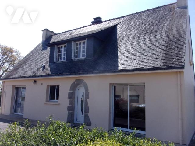 Maison 7 pièces 130 m² · à Fougerêts · 130 m² · 150 000 €