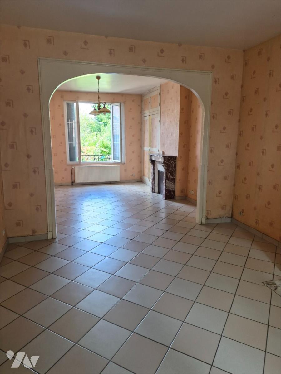 Maison 5 pièces 118 m² · à Noyon · 117,8 m² · 750 €/mois