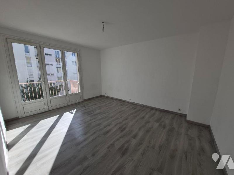 Appartement 3 pièces 56 m² · à Noyon · 56,5 m² · 55 000 €