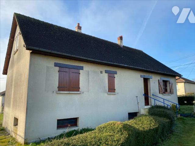 Maison 4 pièces 85 m² · à Moulins-la-Marche · 85 m² · 80 000 €