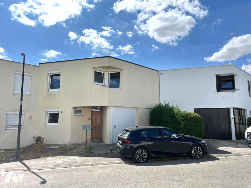Maison 5 pièces 90 m² · à Longuenesse · 90 m² · 685 €