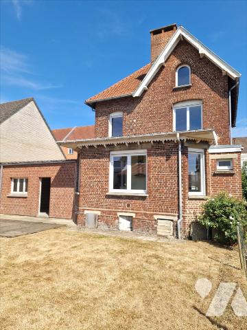 Maison 4 pièces 102 m² · à Arques · 102,3 m² · 170 000 €