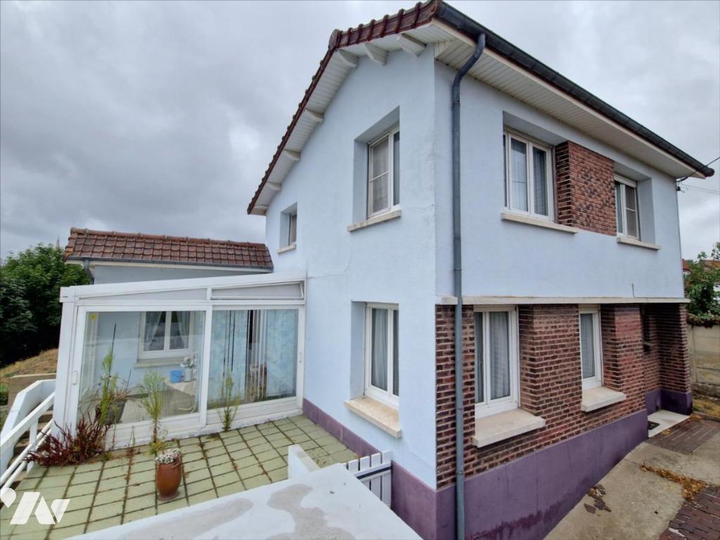 Maison 4 pièces 106 m² · à Hallines · 105,5 m² · 145 000 €