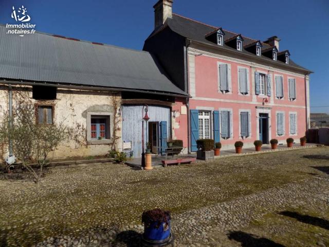 Vente - Maison - Tarbes - 220.00m² - 6 pièces - Ref : 65002-144709