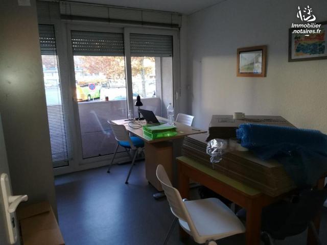 Location - Local divers - Tarbes - 150.00m² - Ref : 65009-351452