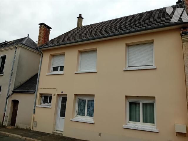 Maison 6 pièces 121 m² · à Teloché · 121 m² · 180 000 €
