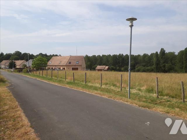 Terrain 1215 m² · à Marigné-Laillé · 1 215 m² · 30 000 €