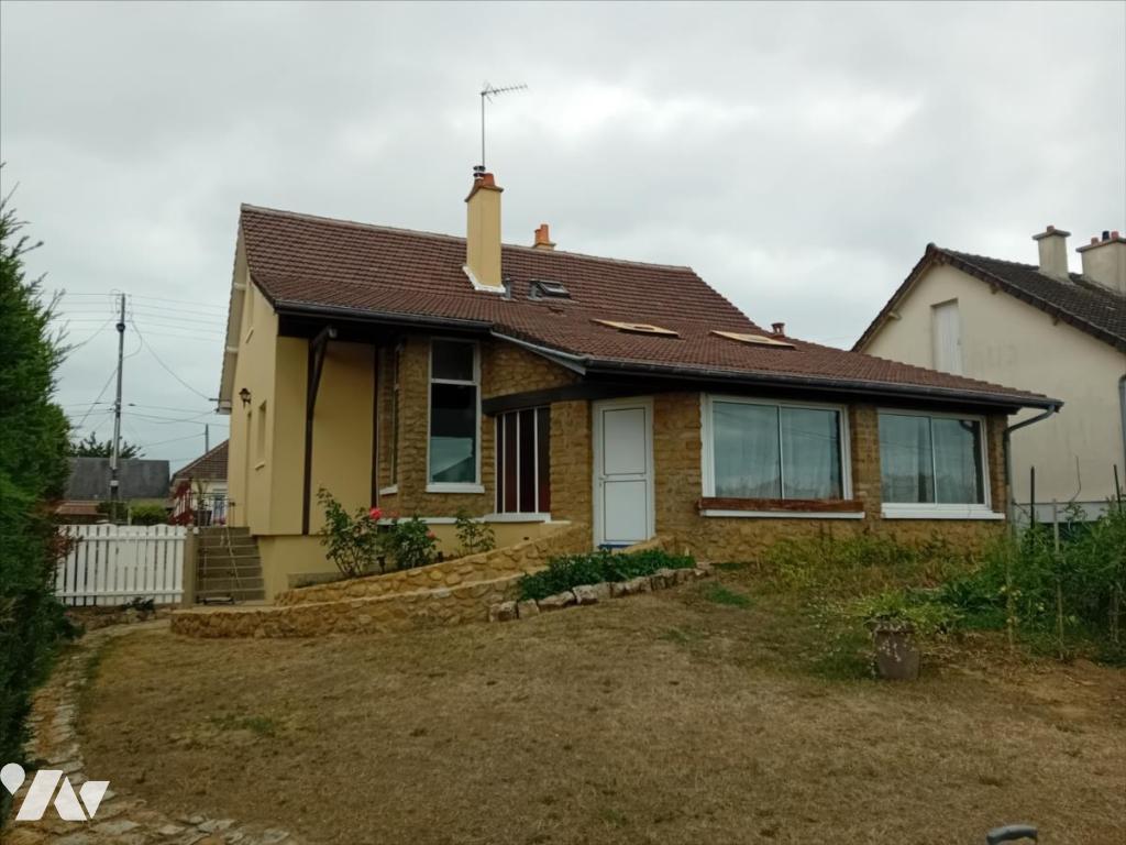 Maison 6 pièces 154 m² · à Parigné-l'Évêque · 154 m² · 259 500 €