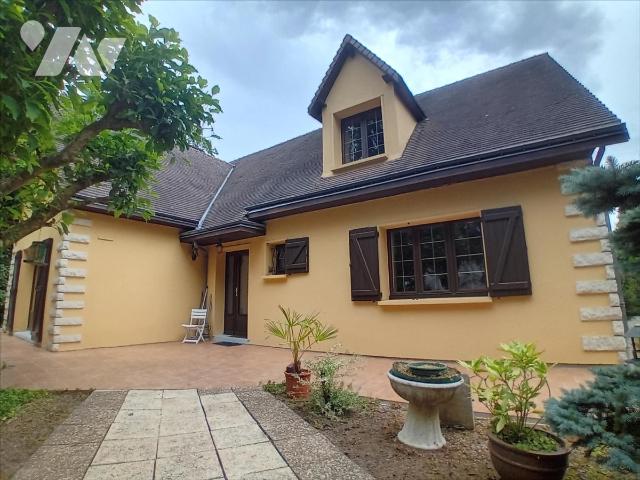 Maison 180m² — Ruaudin