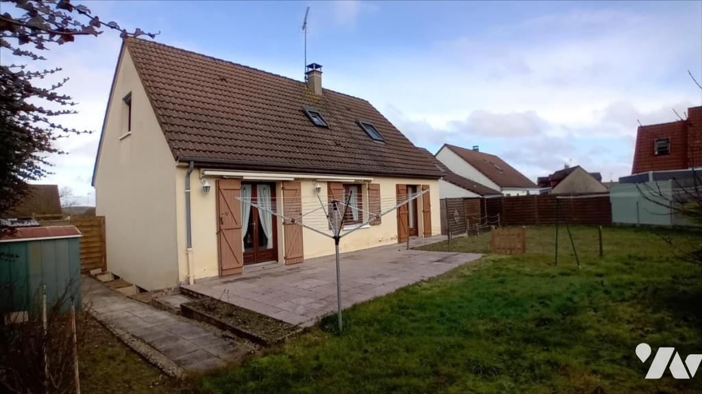Maison 5 pièces 109 m² · à Parigné-l'Évêque · 109 m² · 250 000 €