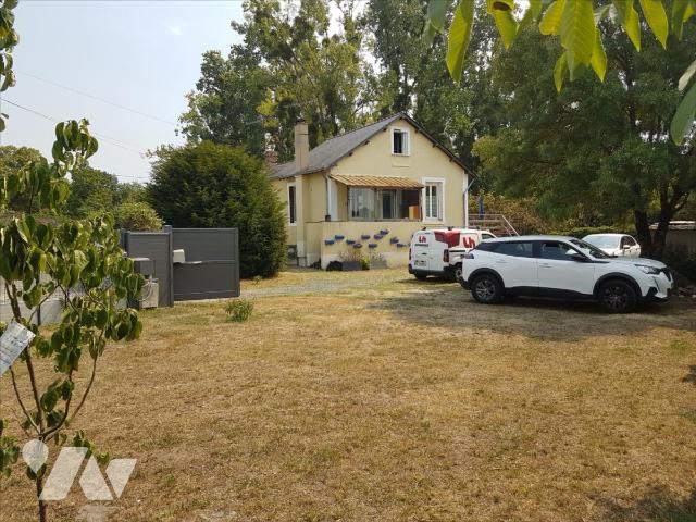 Sale - House/Villa - LA FLECHE - 65 m² - 3 rooms - 2002