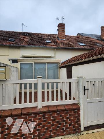Sale - House/Villa - LA FLECHE - 74 m² - 4 rooms - 1213