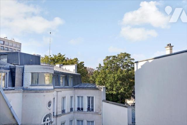 Vente - Appartement - PARIS 8 - 72,12 m² - 4 pièces - 75008-F4102025