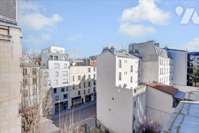 Appartement 2 pièces 31 m² · à Paris 11e Arrondissement · 31,1 m² · 70 000 €