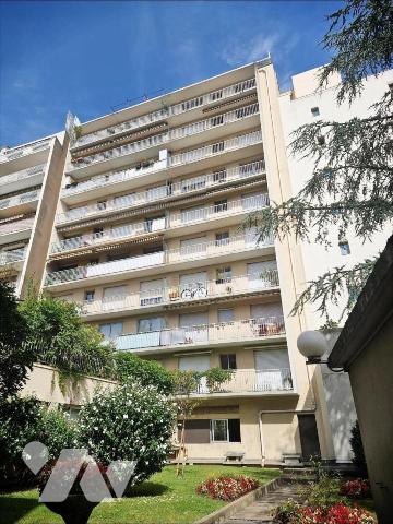 Appartement 2 pièce(s) 47.1 m²à vendre Paris-12e-arrondissement