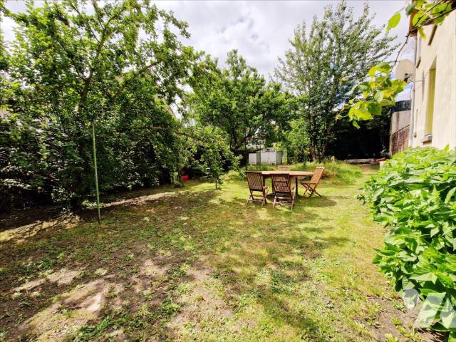 Vente - Maison / villa - VERSAILLES - 105,9 m² - 6 pièces - 75038-1049198