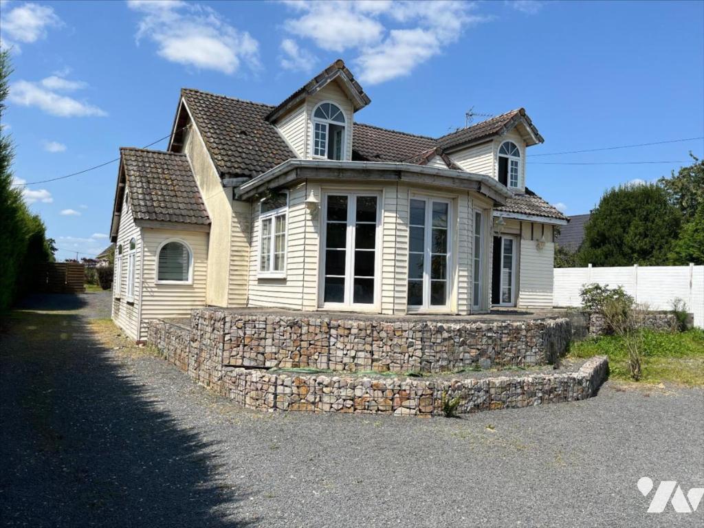 Maison 5 pièces 98 m² · à Perrey · 98 m² · 164 875 €