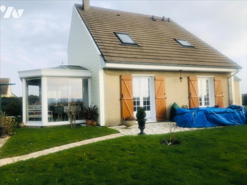 Maison 6 pièces 129 m² · à Arelaune-en-Seine · 129 m² · 200 000 €