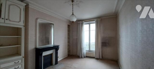 Appartement a louer paris-10e-arrondissement - 5 pièce(s) - 73 m2 - Surfyn