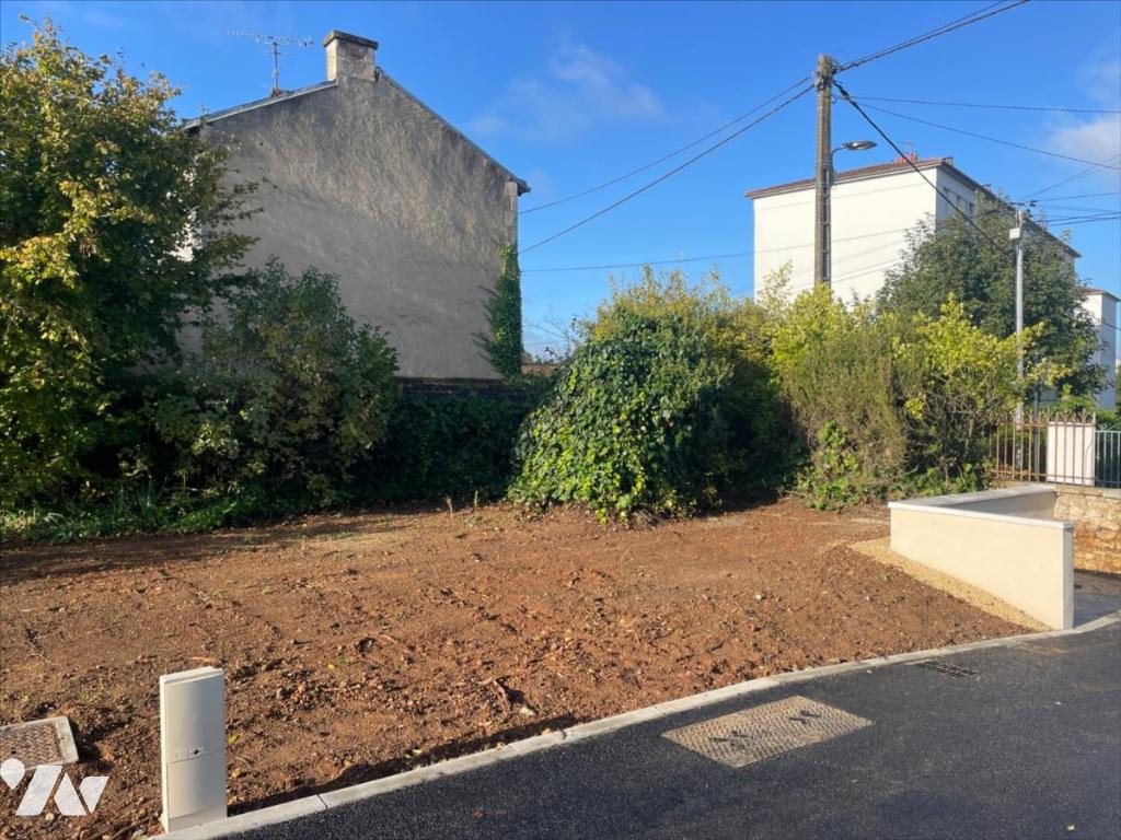 Terrain 216 m² · à Buxerolles · 216 m² · 45 000 €