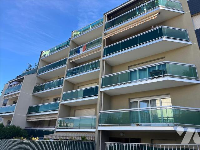 Appartement 4 pièces 77 m² · à Livry-Gargan · 76,8 m² · 263 500 €