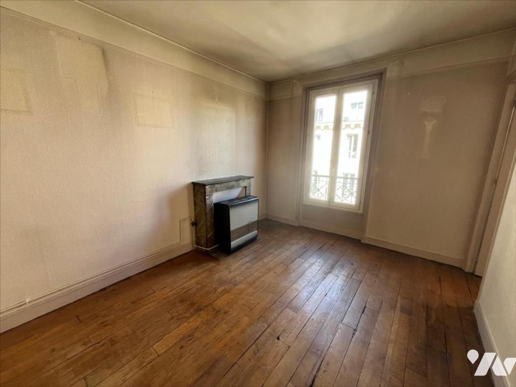 Appartement 2 pièces 36 m² · à Paris 10e Arrondissement · 35,7 m² · 350 000 €