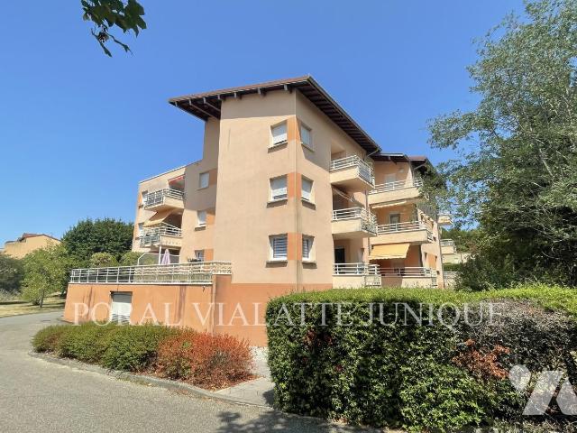 Appartement 4 pièces 97 m² · à Ambérieu-en-Bugey · 97 m² · 250 000 €