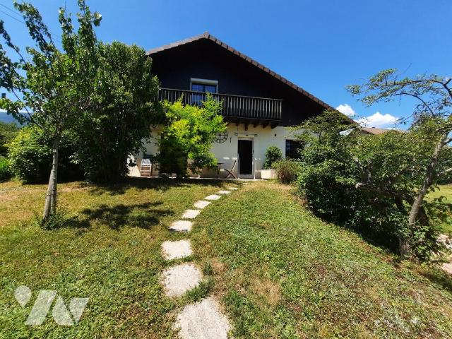 Maison 5 pièces 110 m² · à Thoiry · 110 m² · 640 000 €
