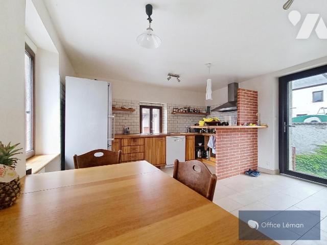 Immeuble 140m² — Challex