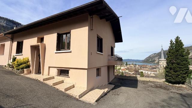 Maison 5 pièces 128 m² · à Nantua · 128 m² · 199 000 €