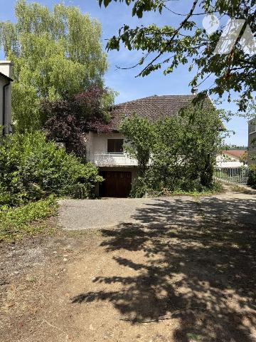 Maison 7 pièces 183 m² · à Oyonnax · 183 m² · 265 000 €