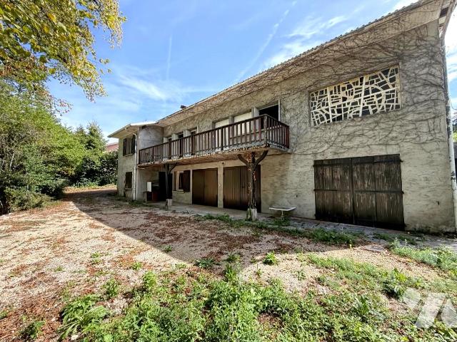 Maison 5 pièces 190 m² · à Oyonnax · 190 m² · 215 000 €