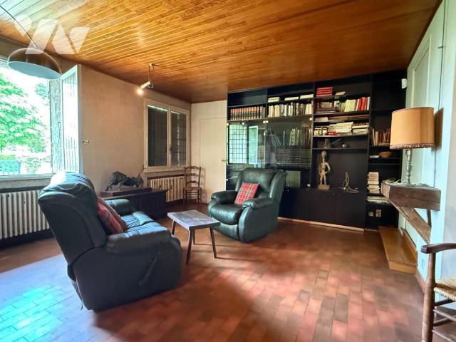 Maison 5 pièces 190 m² · à Oyonnax · 190 m² · 215 000 €