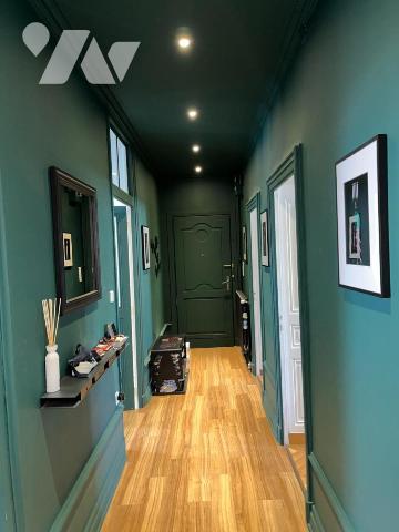 Rental - Apartment - OYONNAX - 97.07 m² - 4 rooms - 01055-L40