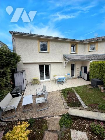Maison 103 m² · à Oyonnax · 103 m² · 235 000 €
