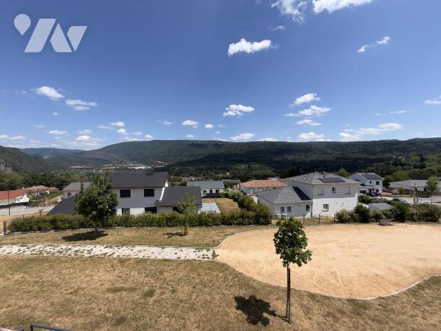 Maison 5 pièces 107 m² · à Dortan · 107 m² · 320 000 €