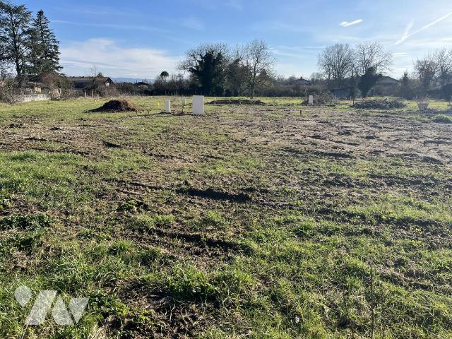 Terrain 595 m² · à Saint-Maurice-de-Gourdans · 595 m² · 170 000 €