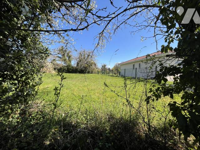 Terrain — Châtillon-la-Palud