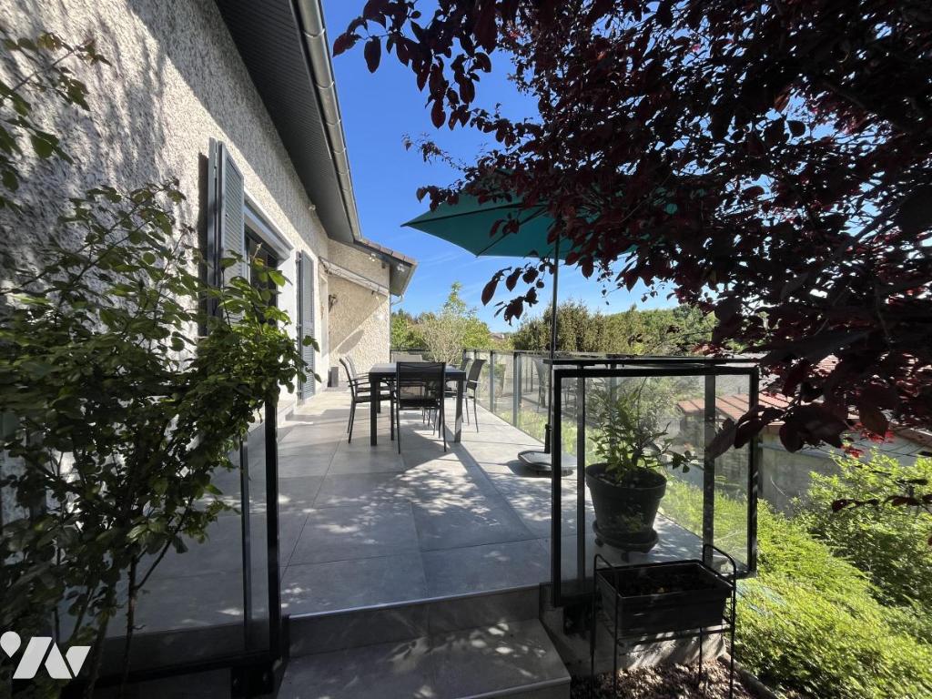 Maison 4 pièces 101 m² · à Meximieux · 100,5 m² · 349 000 €