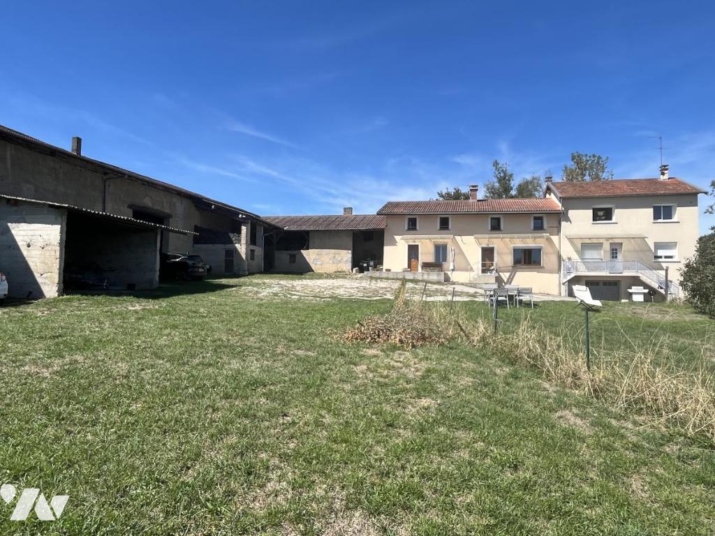 Maison 229m² — Villieu-Loyes-Mollon