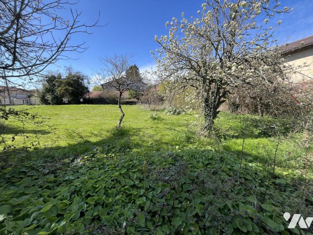 Terrain 813 m² · à Châtillon-la-Palud · 813 m² · 95 000 €
