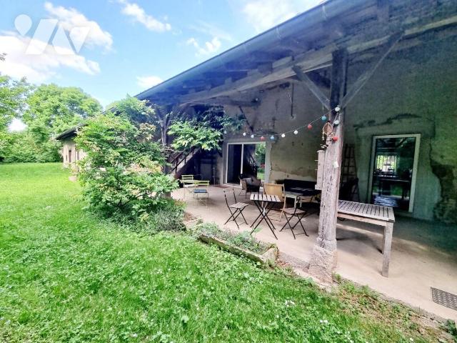 Maison 6 pièces 180 m² · à Polliat · 180 m² · 369 000 €