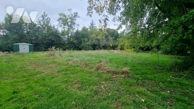 Terrain 1126 m² · à Villars-les-Dombes · 1 126 m² · 178 000 €